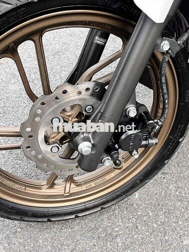 cần bán vaảio 125 lướt 5ngàn cây