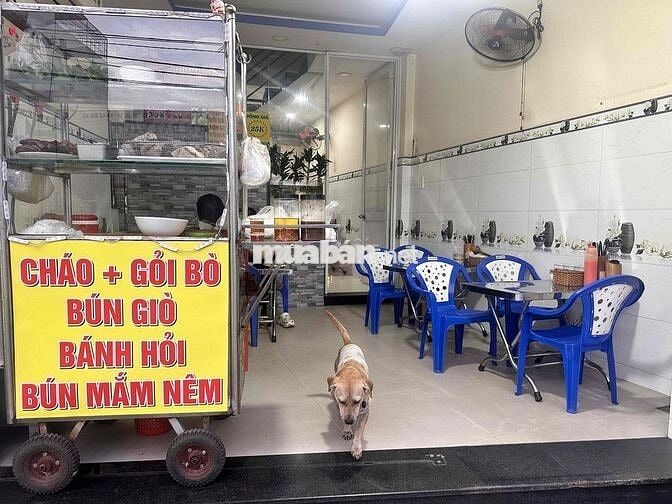 Sang lại mặt bằng kinh doanh + dụng cụ buôn bán