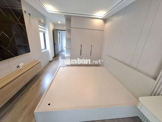 NHÀ ĐẸP 6 TẦNG LÔ GÓC VIỆT HƯNG LONG BIÊN GARA Ô TÔ  FULL NỘI THẤT