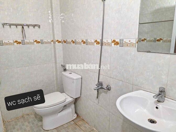 căn hộ dịch vụ ở ngay , bang công