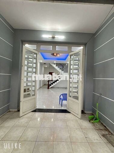 Nhà 1 trệt 2 lầu sân thượng hẻm Bình Thành BHH B bình tân