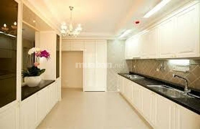 Căn hộ Imperia An Phú cần bán dt 115m2, 3pn, 2wc, lầu cao giá 9 tỷ