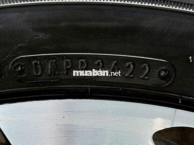 Kia Sonet 2023 Premium 1.5 AT, màu đen,32.000 km