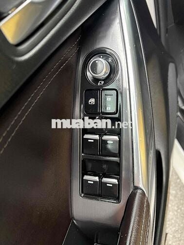 MAZDA 6 2.0L PREMIUM 2017 XE CỰC ĐẸP MÁY SỐ ZIN