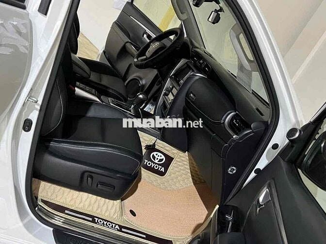 Toyota Fortuner 2022 2.4L 4x2 AT - 95000 km