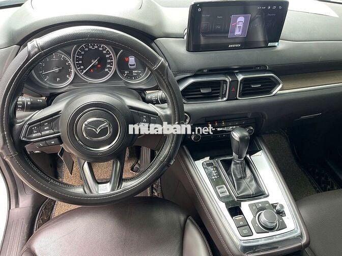 Mazda CX8 Luxury 2021 - 83000 km