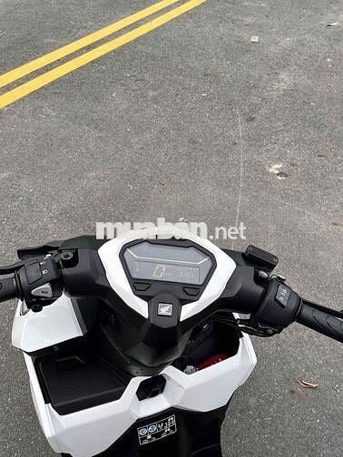 cần bán vaảio 125 lướt 5ngàn cây