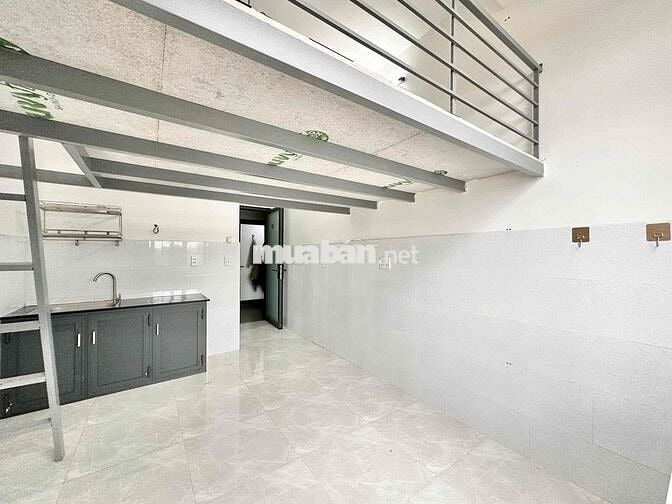 Phòng Trọ Sinh Viên, Nội Thất Có Sẵn, Gần Đường Lớn Phạm Văn Đồng