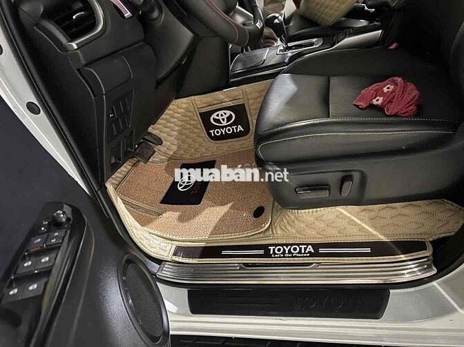 Toyota Fortuner 2022 2.4L 4x2 AT - 95000 km