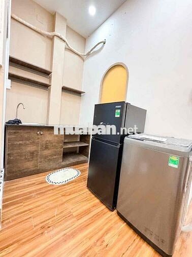 CHO THUÊ CHUNG CƯ MINI / 2 PHÒNG NGỦ - SIÊU MỚI TOÀ NHÀ MẶT TIỀN