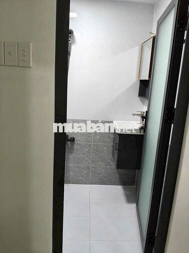 Cho Thuê Nguyên Căn Nhà Đường 3/2 P14 Q10