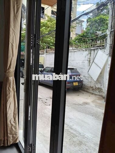 Cho Thuê Nguyên Căn Nhà Đường 3/2 P14 Q10