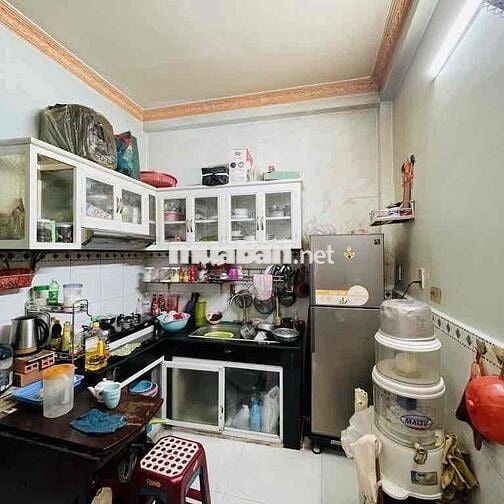 Nhà 1/ HXH đường Hoà Bình, gần Đầm Sen_ Nhỉnh 3 tỷ