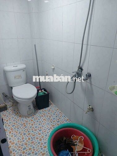 Nhà mới hiện chưa ai ở Vũ Tông Phan gần ngã 4 sở