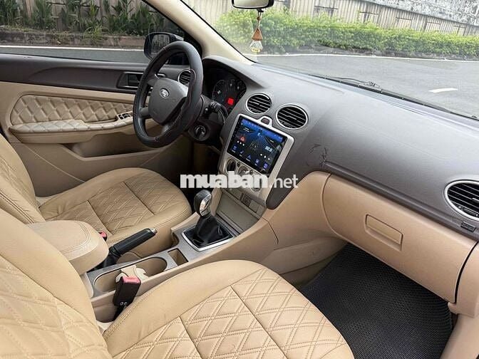 focus số sàn 2010  siêu đẹp zin cọp