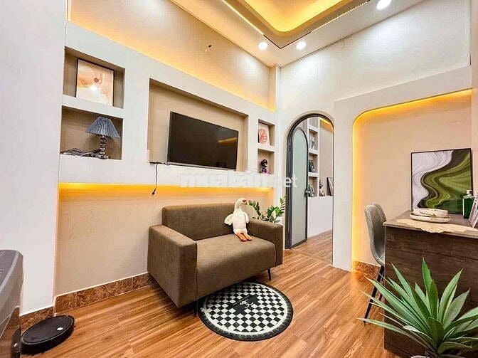 Căn hộ 2 Phòng Ngủ lớn có Ban công Nội thất tiện nghi Kế Y Dược Quận 5