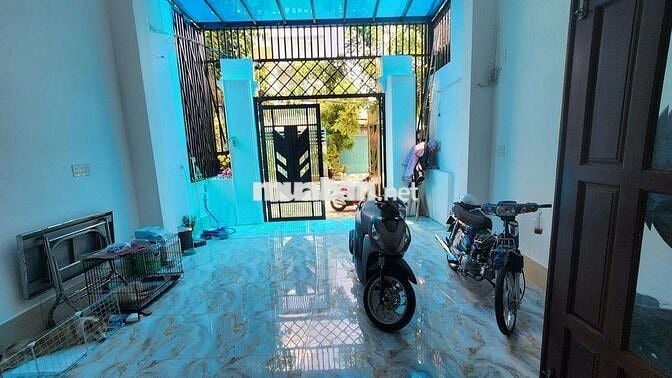 Chị thanh vừa gửi sáng sớm nhà 100m2, đường xuân thới sơn, hóc môn