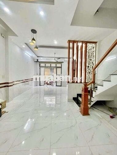 Nhà 1 trệt 2 lầu hẻm 151 liên khu 4/5 BHH B bình tân