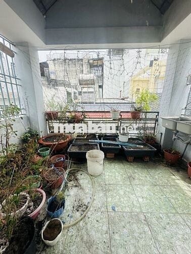 Hẻm 5m oto thông ra 3/2. 33m2 5 tầng hoàn công đủ. P14 Q10. Chỉ 8,6 tỷ