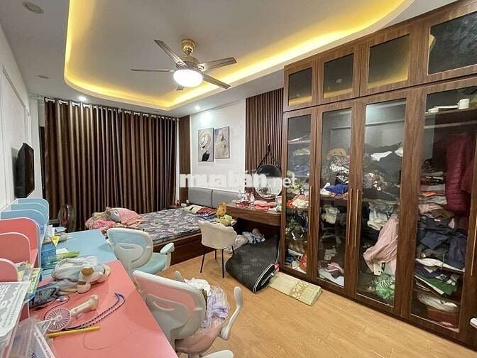 NHÀ NGỌC THUỴ, DT 38M 5 TẦNG, GIÁ CHỈ 7,95 TỶ