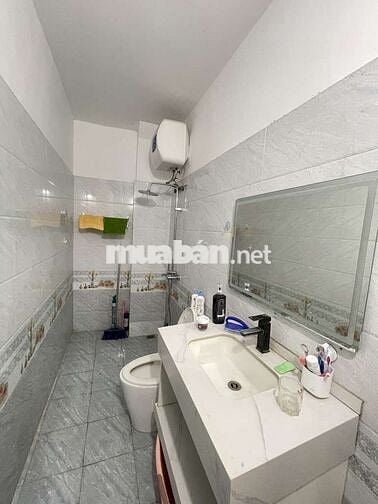 NHÀ NGỌC THUỴ, DT 38M 5 TẦNG, GIÁ CHỈ 7,95 TỶ