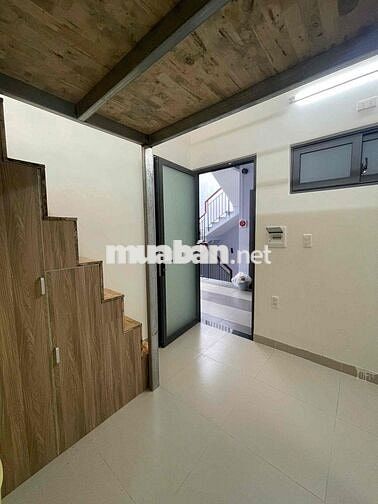 Phòng sẵn máy lạnh, ngay công viên làng hoa, Tân Sơn