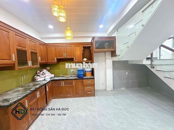 Nhà trệt lửng 3 lầu hẻm nhựa 8m có vỉa hè điện nước âm