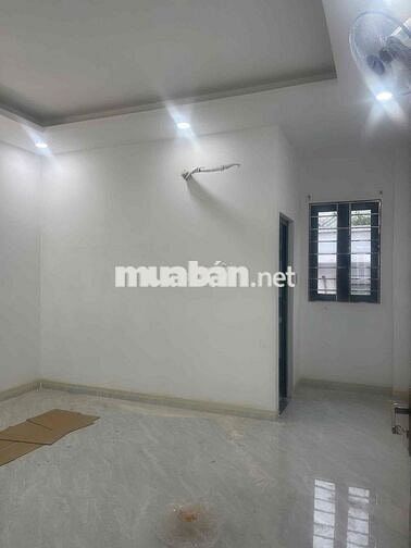 Bán nhà lầu, giá rẻ tại quận Bình Tân