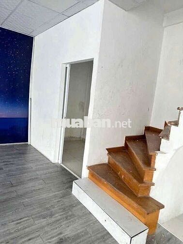 CHO THUÊ MT ĐƯỜNG 3/2 _9*12_ 85tr_ KD ĐA NGÀNH