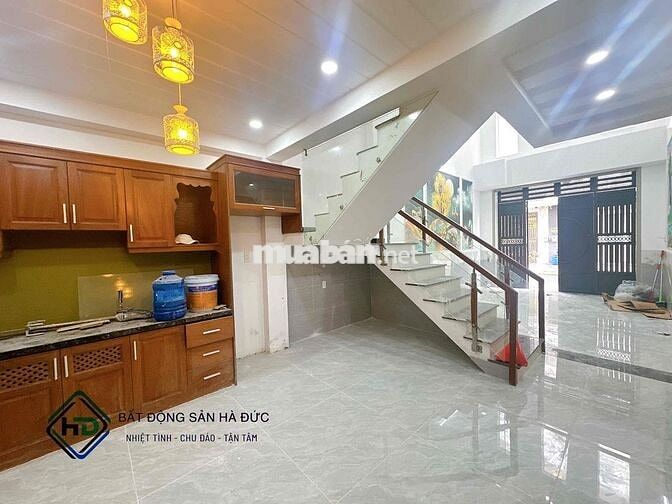 Nhà trệt lửng 3 lầu hẻm nhựa 8m có vỉa hè điện nước âm