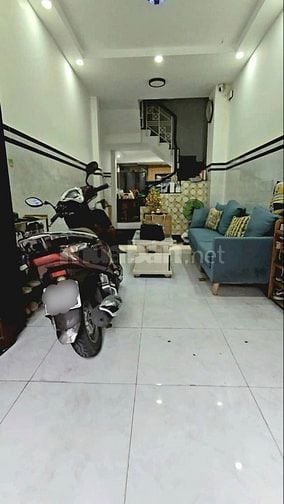 Bán nhà 4 Tầng Thích Quảng Đức P5 PN. khu dân trí, Sát Hẻm xe tải