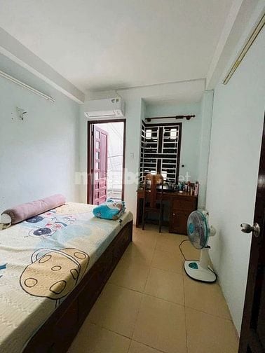 Bán nhà 4 Tầng Thích Quảng Đức P5 PN. khu dân trí, Sát Hẻm xe tải