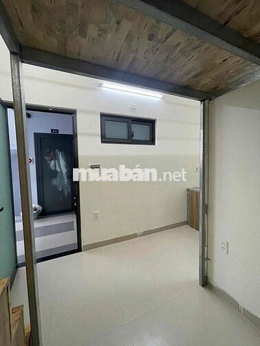 Phòng sẵn máy lạnh, ngay công viên làng hoa, Tân Sơn