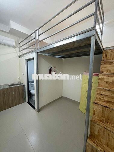 Phòng sẵn máy lạnh, ngay công viên làng hoa, Tân Sơn