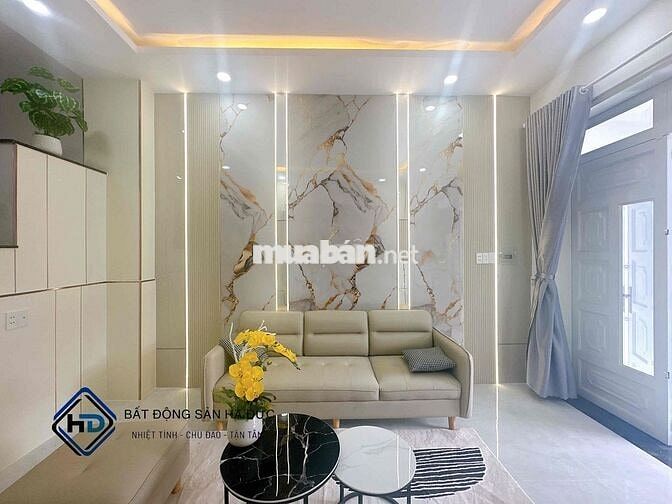 Nhà trệt 3 lầu 5x20 hêm 6m thông gần chợ Trần Thị Cờ