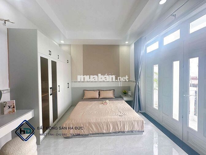 Nhà trệt 3 lầu 5x20 hêm 6m thông gần chợ Trần Thị Cờ