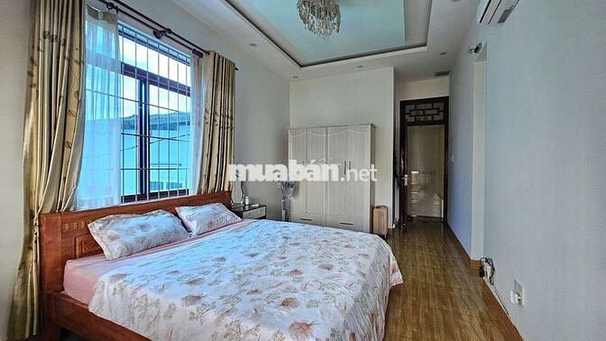 BÁN NHÀ 4 TẦNG- 5PN - NGANG 7.2M GẦN CHỢ ĐẦM NHA TRANG