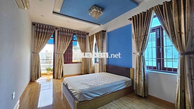 BÁN NHÀ 4 TẦNG- 5PN - NGANG 7.2M GẦN CHỢ ĐẦM NHA TRANG