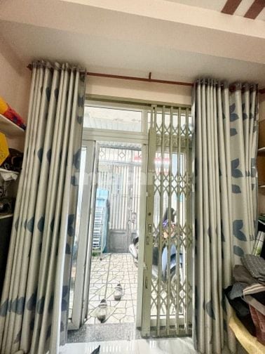 Cho thuê nhà nguyên căn 2PN 2WC đường 11, P11, Gò Vấp