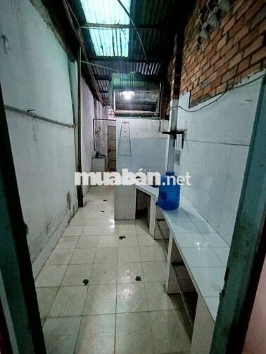 Cho thuê nhà nguyên căn, có hẻm riêng đỗ xe máy