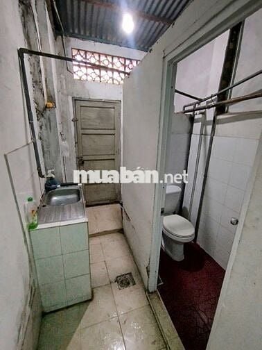 Cho thuê nhà nguyên căn, có hẻm riêng đỗ xe máy