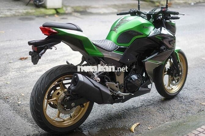 Bán Z300 2017 1 chủ đập thùng hồ sơ cầm tay