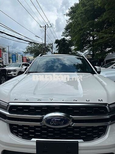 Ford Everest VIN2025 trả trước 299tr nhận xe
