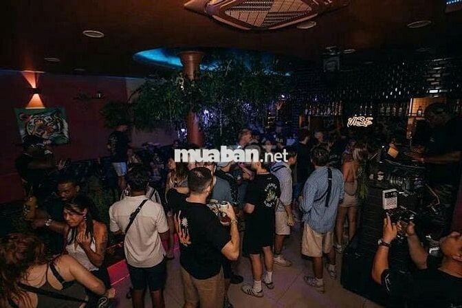 Bùi Viện – trái tim phố Tây – mặt bằng rộng, cực phù hợp mở bar, F&B,