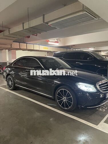 Mercedes-Benz C200 Exclusive 2019 màu đen