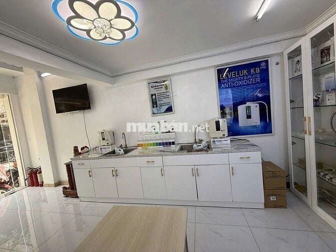 Cho thuê nhà nguyên căn QUẬN 1