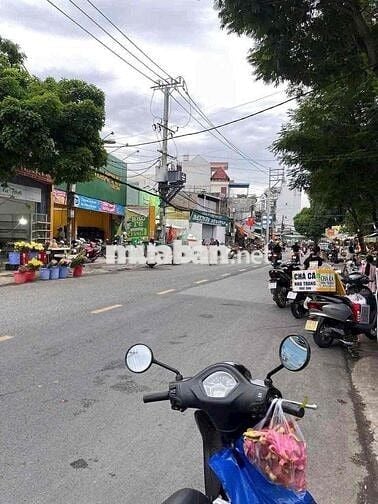 Nhà Mặt Tiền 1tỷ150 cho thuê 10 Triệu Ở Khu Dân Cư Tân Kiên Bình Chánh