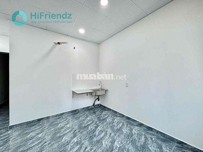 Cho thuê phòng mới xây kế cầu nguyễn văn cừ Q5 sẵn máy lạnh