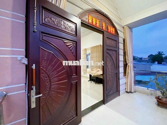 NHÀ 1 LẦU,3P NGỦ,SỔ R THỔ CƯ 179m2(HOÀN CÔNG)MẶT TIỀN Đ NGUYỄN HOÀNG