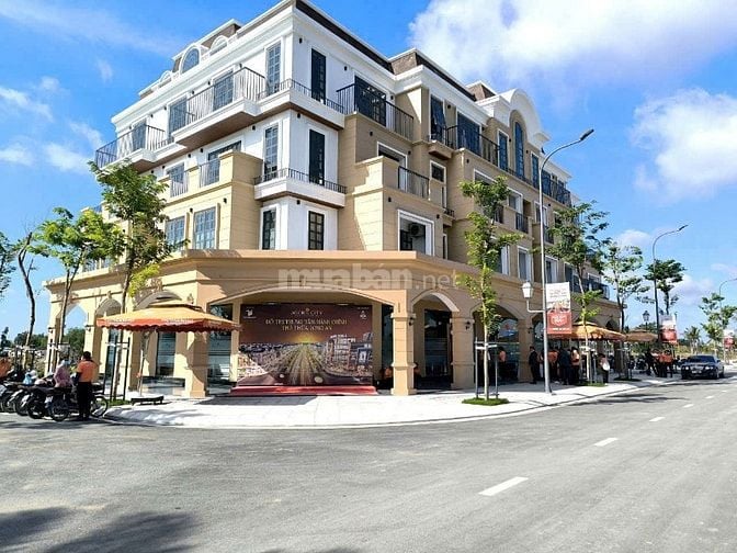 ĐẤT NỀN 6X20,  MẶT TIỀN ĐƯỜNG DT 818, SỔ SẴN, CÔNG CHỨNG NGAY